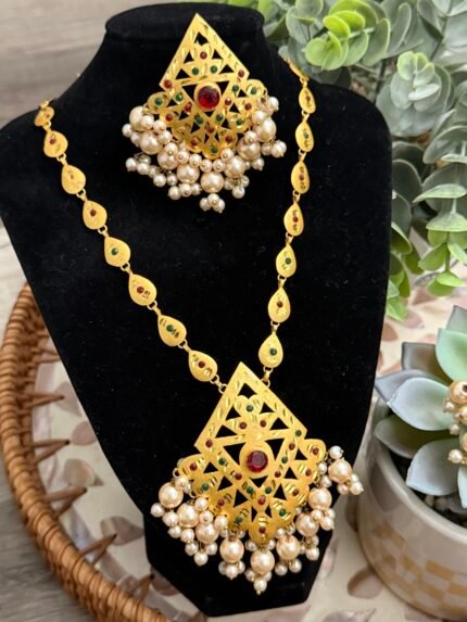 Golden Katai Jewelry Set