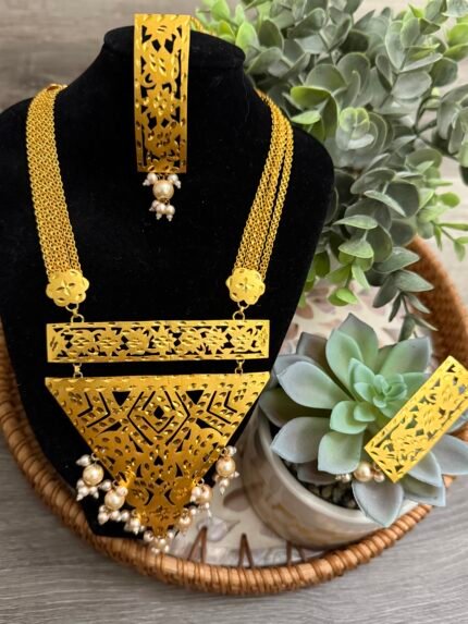 Golden Katai Jewelry Set